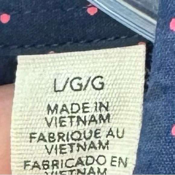 Men’s Dockers Classic Fit Short Sleeve Button Down Shirt. Navy, Lg. - Picture 3 of 5